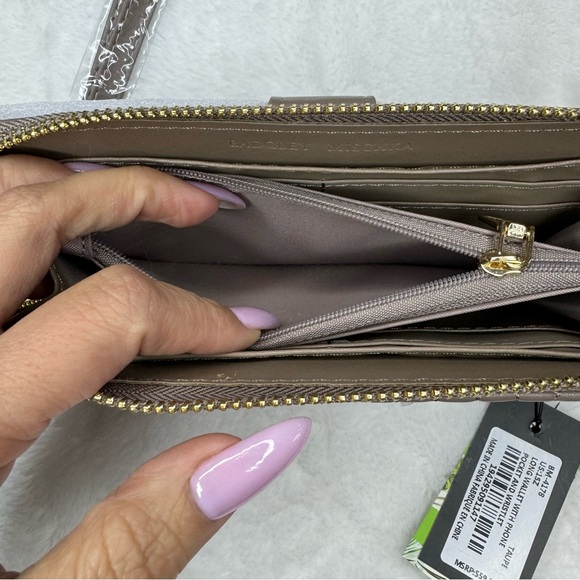 Badgley Mischka Long Taupe Wallet with Phone Pocket & Wrislet - Picture 8 of 8